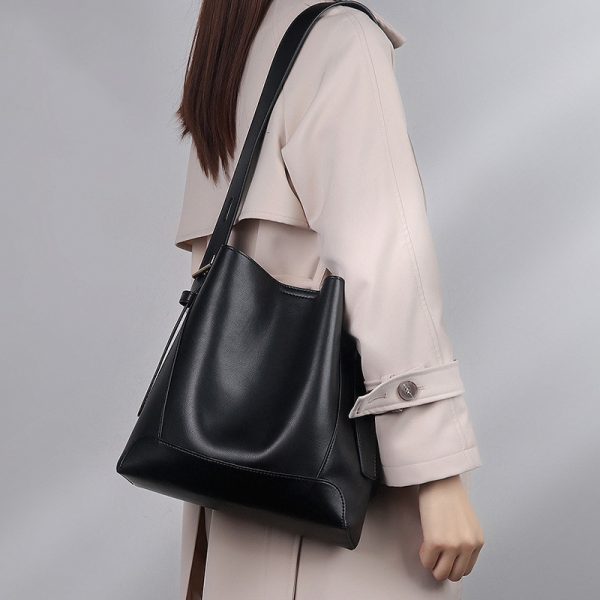 Modern women's bag - Image 2