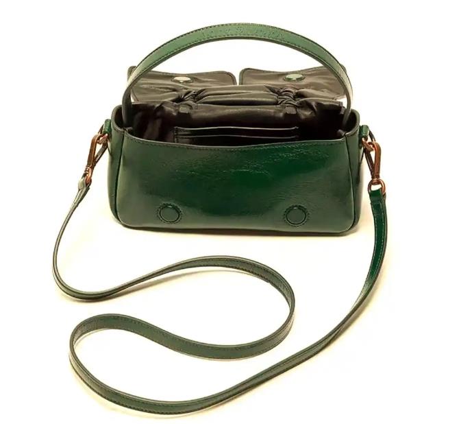 New York Fashion Week leads the fashion trend of 2025: pocket bags that combine retro and innovation插图