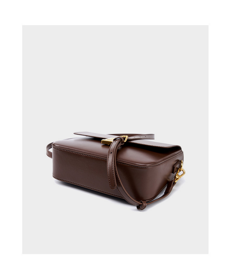 Beautiful ladies backpack one-shoulder crossbody bag versatile retro metal buckle decoration new genuine leather small square bag插图9