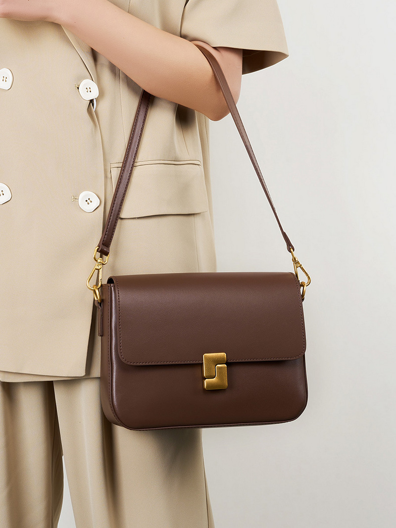 Beautiful ladies backpack one-shoulder crossbody bag versatile retro metal buckle decoration new genuine leather small square bag插图21
