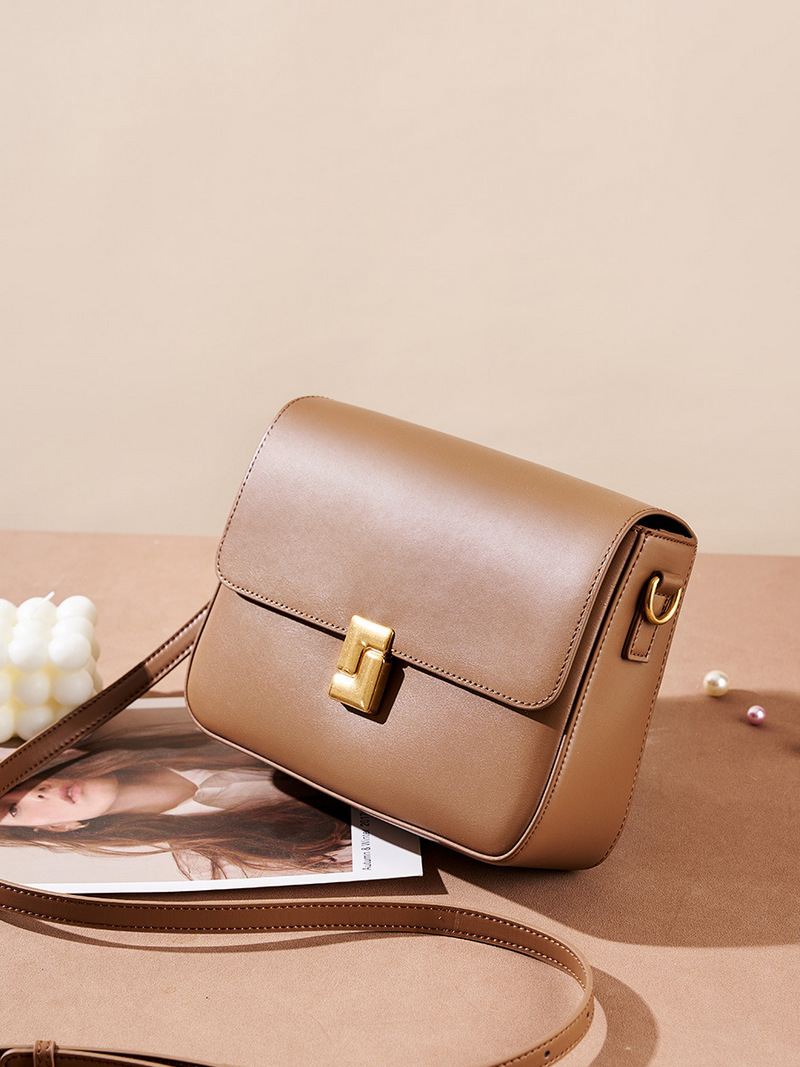 Beautiful ladies backpack one-shoulder crossbody bag versatile retro metal buckle decoration new genuine leather small square bag插图23
